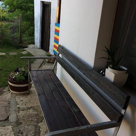 Guest House Kostadinovi Bŭlgarevo Exterior photo